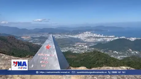 Ngắm cảnh đẹp biển Nha Trang từ đỉnh núi Hoàng Ngưu Sơn, tỉnh Khánh Hòa