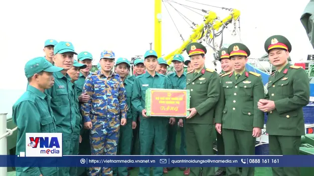 Động viên cán bộ, chiến sĩ làm nhiệm vụ trên biển dịp Tết Nguyên đán
