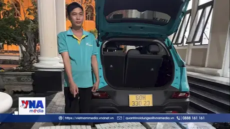 Tây Ninh phát hiện ô tô chở 2.000 bao thuốc lá ngoại nhập lậu