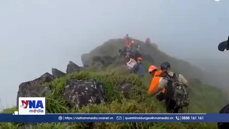 Số nạn nhân vụ rơi máy bay tại Indonesia tăng