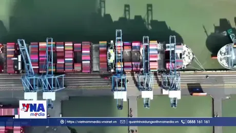 Trạm tin trưa ngày 25/01: Đẩy mạnh một số nhiệm vụ trọng tâm thực hiện mục tiêu tăng trưởng kinh tế năm 2026