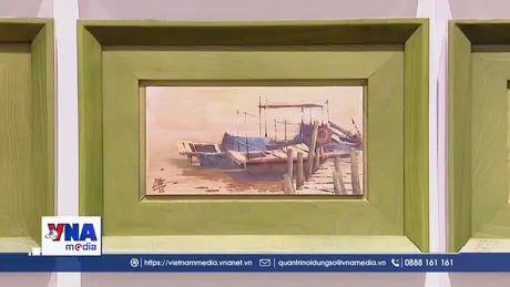 Màn trình diễn vẽ tranh đặc sắc tại triển lãm “Chuyện màu nước”