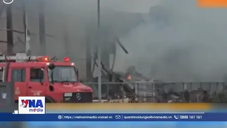 Cháy nổ tại nhà máy thực phẩm ở Hy Lạp