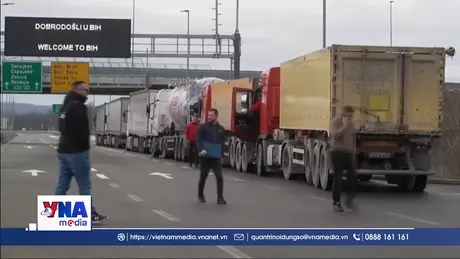 Hàng trăm tài xế xe tải phản đối quy định lưu trú của EU