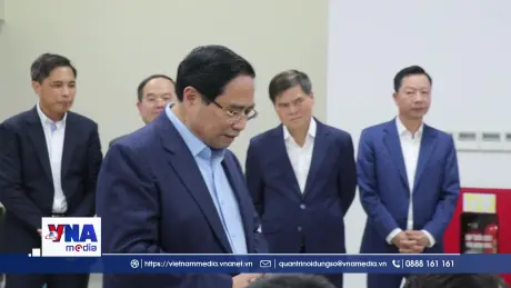 Thủ tướng Chính phủ thăm Trung tâm phục vụ hành chính công tỉnh Quảng Ninh