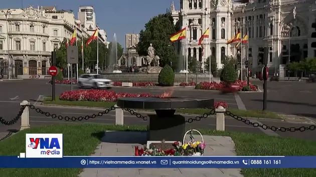 Eurozone ghi nhận tăng trưởng vượt kỳ vọng