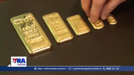 Giá kim loại quý giảm mạnh phiên cuối tuần