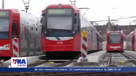 Tàu điện Đức chạy không tải trong ngày đình công