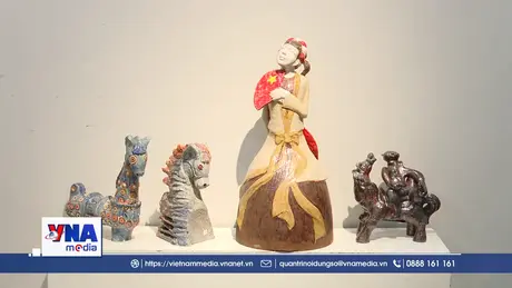 Trưng bày gần 100 tác phẩm độc bản tại triển lãm gốm ‘Dáng Xuân 2026’