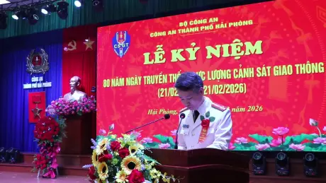 Đẩy mạnh ứng dụng khoa học công nghệ, chuyển đổi số trong quản lý trật tự, an toàn giao thông