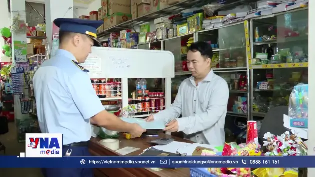 Đấu tranh chống hàng giả, hàng nhái, ổn định thị trường dịp cuối năm