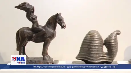 Triển lãm gốm ‘Dáng Xuân 2026’: Khẳng định bản sắc sáng tạo gốm Việt