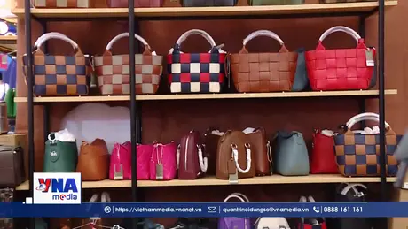 Hàng Việt hút khách mua sắm tại Hội chợ Mùa Xuân