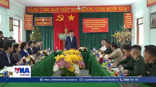 Phó Chủ tịch Quốc hội thăm, chúc Tết, tặng quà tại Gia Lai