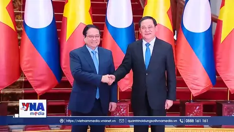 Thủ tướng Phạm Minh Chính hội kiến Thủ tướng Lào
