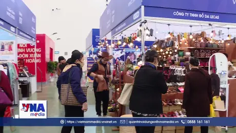 Sức mua tăng vọt tại nhiều gian hàng Hội chợ Mùa Xuân