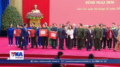 Thường trực Ban Bí thư thăm, tặng quà Tết tại tỉnh Lào Cai