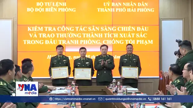 Bộ đội Biên phòng Hải Phòng khen thưởng cá nhân có thành tích xuất sắc
