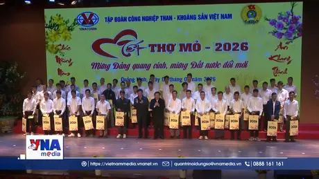 Tết cho công nhân thợ Mỏ