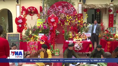 Gìn giữ nét đẹp Tết cổ truyền trong nhịp sống đô thị Thủ đô
