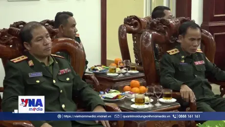 Thắt chặt tình đoàn kết Việt Nam – Lào 