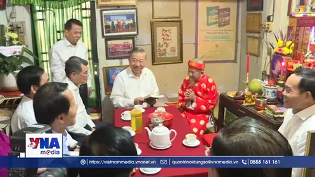 Tổng Bí thư Tô Lâm thăm, chúc Tết Nhà nghiên cứu Nguyễn Đình Tứ