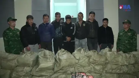 An ninh 365+ ngày 09/02: Biên phòng Lạng Sơn phát hiện, bắt giữ hơn 1 tấn xúc xích nhập lậu