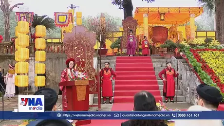 Tái hiện các nghi lễ “Tống cựu Nghinh tân”