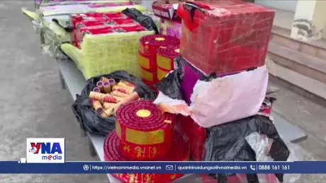 Biên phòng Lào Cai bắt đối tượng vận chuyển 150 kg pháo