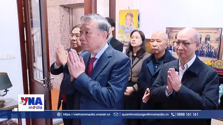 Tổng Bí thư Tô Lâm dâng hương tưởng niệm Thủ tướng Phạm Văn Đồng