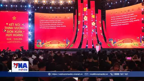 Thủ tướng Phạm Minh Chính dự Lễ bế mạc Hội chợ Mùa Xuân 2026