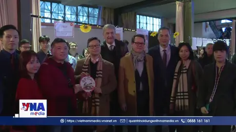 Kiều bào Việt Nam tại Pháp hân hoan đón Tết Bính Ngọ