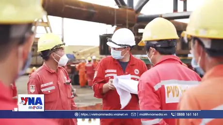 Gác niềm riêng vì Tết chung