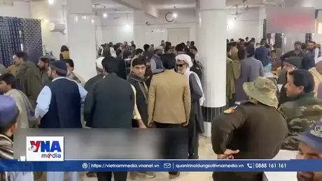 Đánh bom và đấu súng tại Pakistan