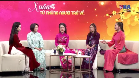 Trạm Xuân Chạm Tết: Những phu nhân mang mùa Xuân trở về