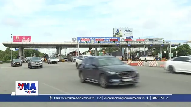 Cục CSGT 'mở luồng xanh' cho người dân về Hà Nội và TP.HCM