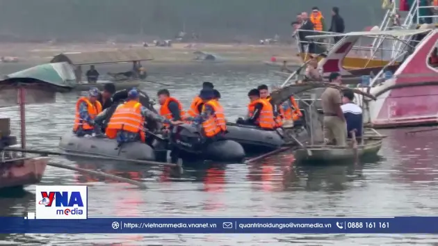 Tìm thấy thi thể 6 nạn nhân trong vụ lật tàu ở hồ Thác Bà