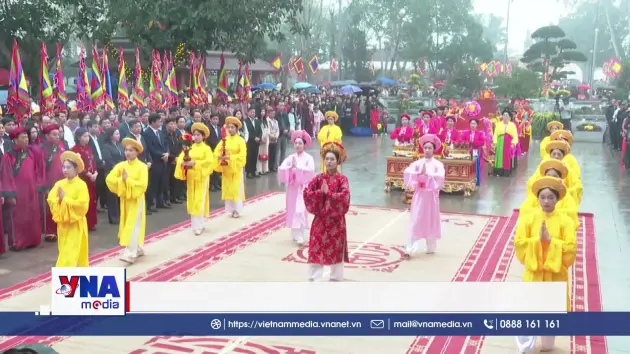 Lễ dâng hương tưởng niệm Tổ Mẫu Âu Cơ