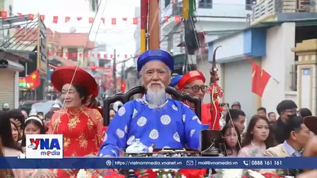 Độc đáo lễ rước “cụ thượng” tại lễ hội Tiên Công