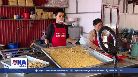 Từ bản, làng tới giỏ hàng điện tử