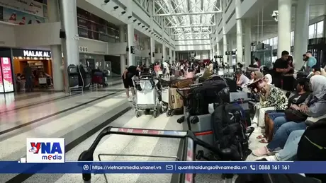 Nhiều hãng hàng không tạm ngừng chuyến bay đi và đến Trung Đông