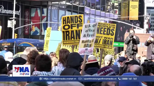 Nước Mỹ chia rẽ vì quyết định tấn công Iran