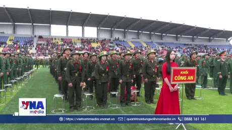 Thanh niên đất Tổ lên đường tòng quân