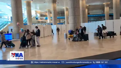 Israel bắt đầu các chuyến bay đưa công dân về nước