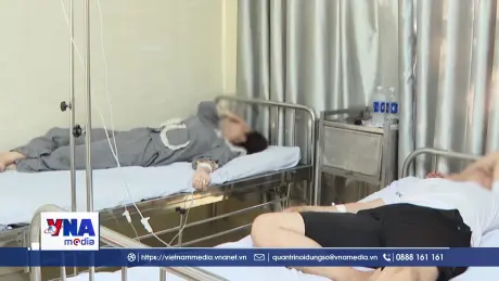 Nghi ngộ độc bánh mì, hơn 80 người phải nhập viện