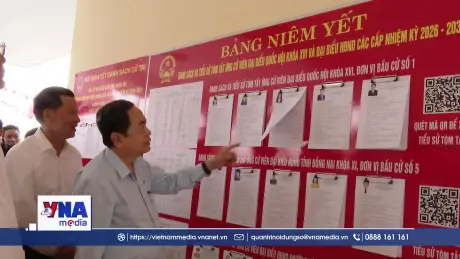 Chủ tịch Quốc hội kiểm tra, giám sát bầu cử tại tỉnh Đồng Nai