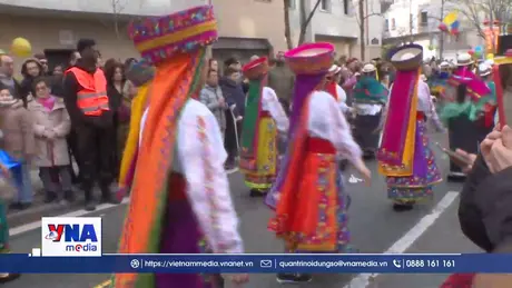 Tưng bừng lễ diễu hành mừng Tết Nguyên đán tại Pháp