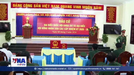 Cử tri đặc khu Thổ Châu đi bầu cử sớm