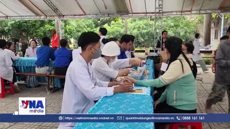 Khám bệnh và cấp thuốc miễn phí cho gần 4.000 người dân Vĩnh Long