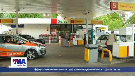 Giá dầu vượt ngưỡng 100 USD/thùng